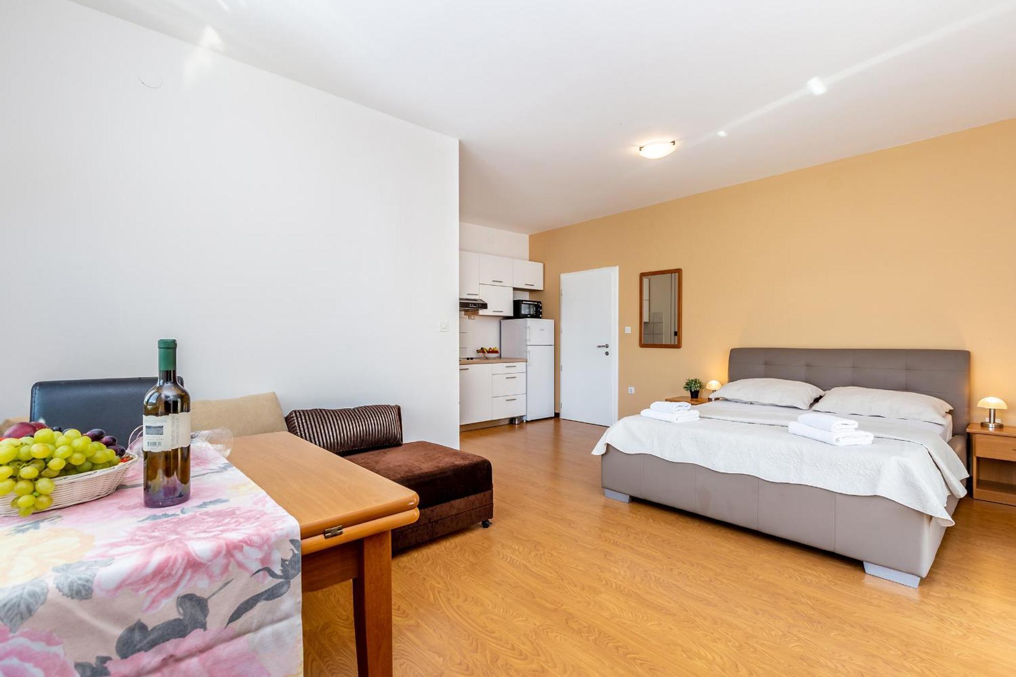 Guest House Antonella Malinska Pokoj fotografie