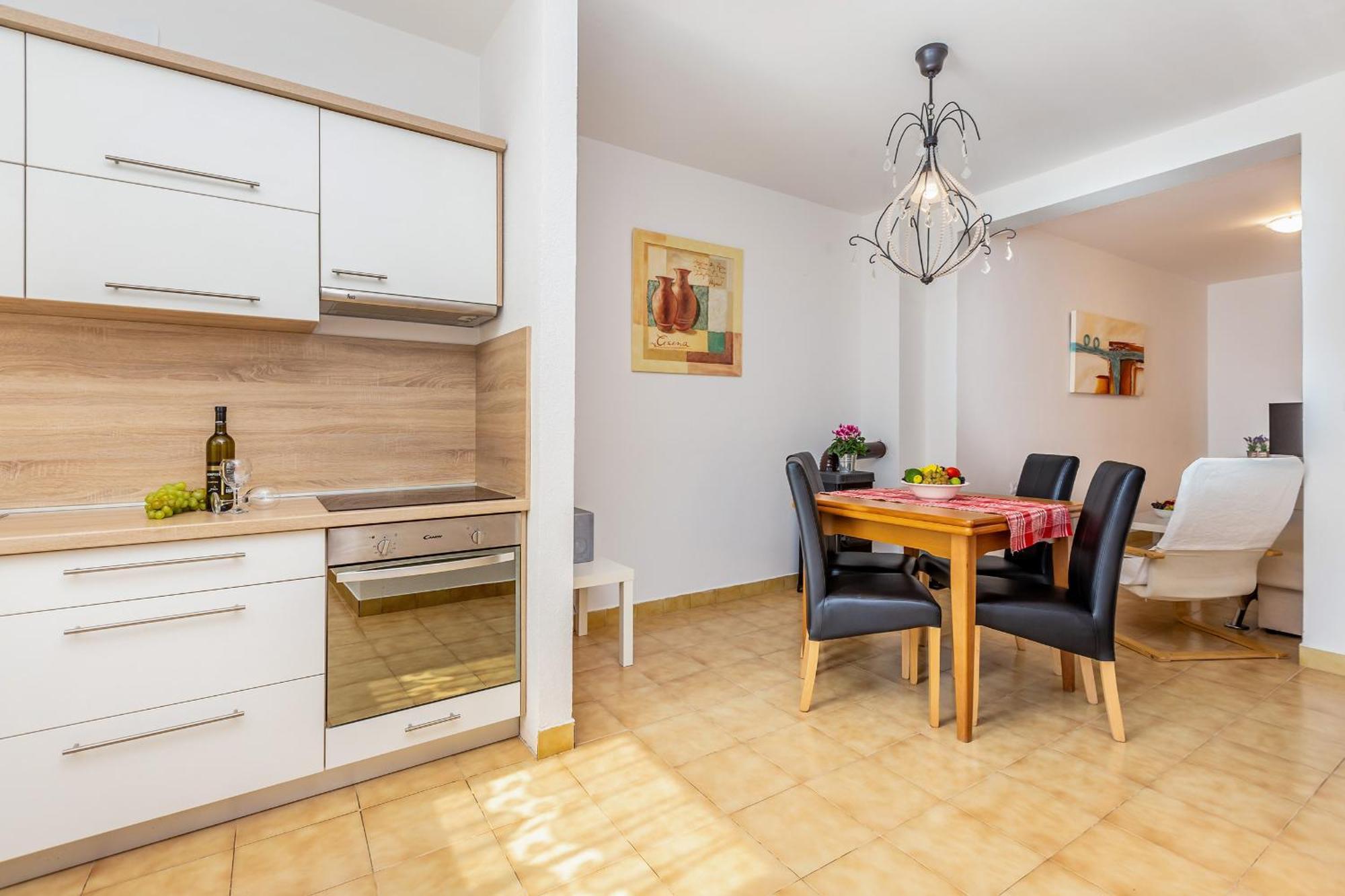 Guest House Antonella Malinska Pokoj fotografie
